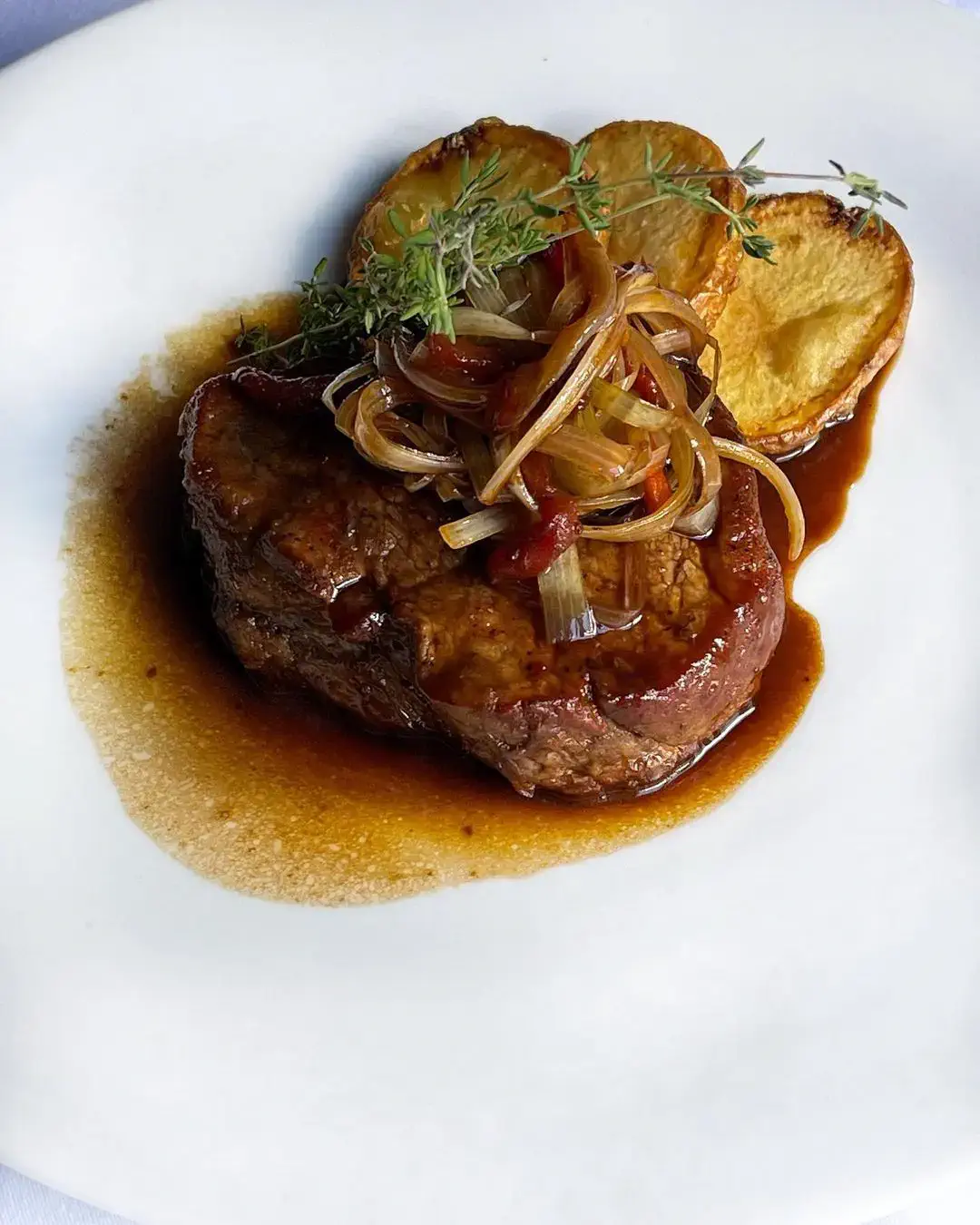 Meat with vegetables dish - Roc Blanc Hotel