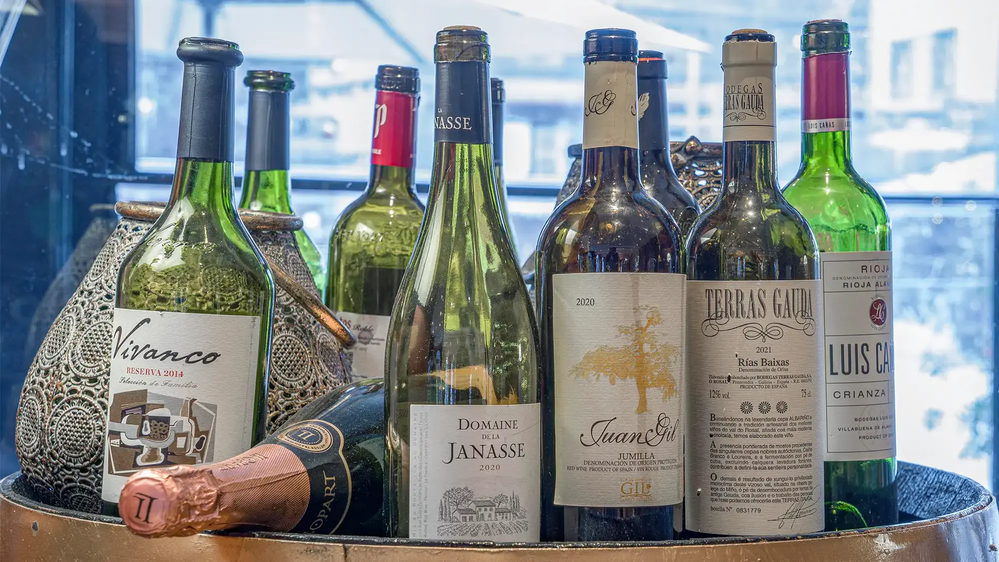 empty wine bottles - L´entrecote- roc blanc hotel & spa andorra