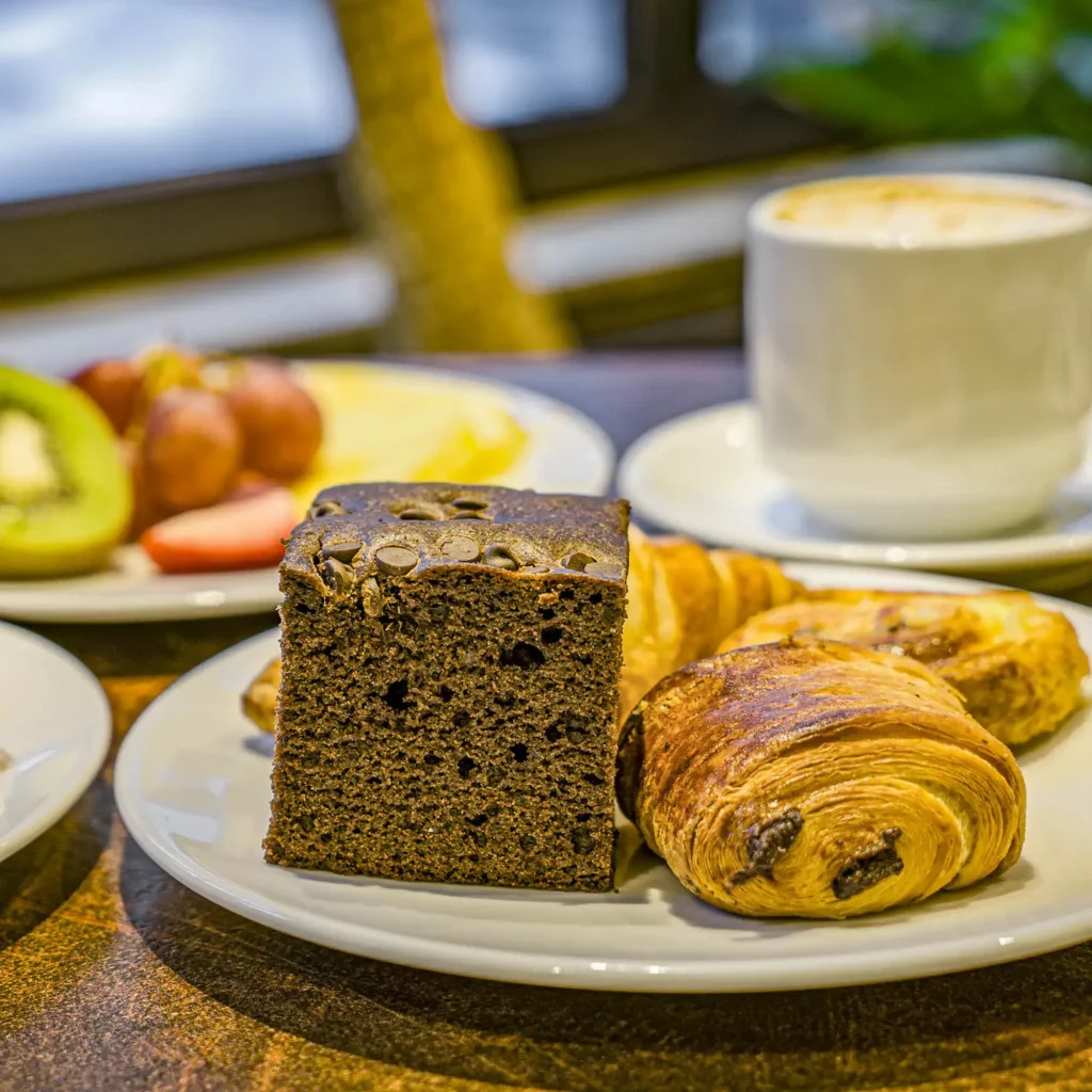 desayuno dulce - roc blanc hotel & spa andorra