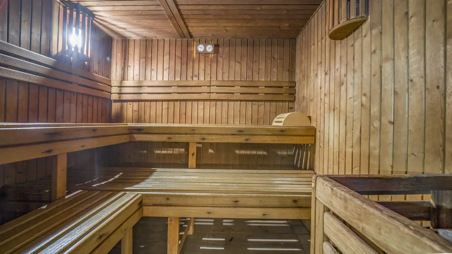 sauna - roc blanc hotel & spa andorra